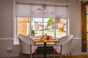 24740462_2001355320154153_1411889884_n